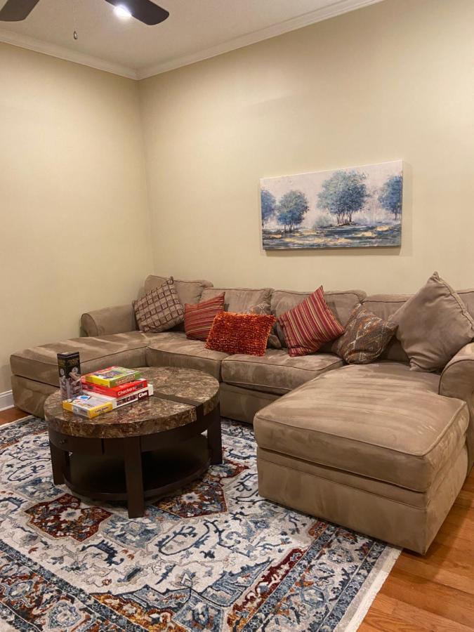 Modern 3-Bedroom, Big Fence Yard, Pets Stay Free Durham Exteriör bild
