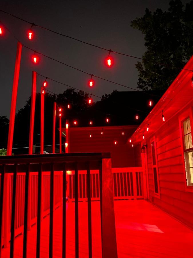 Modern 3-Bedroom, Big Fence Yard, Pets Stay Free Durham Exteriör bild