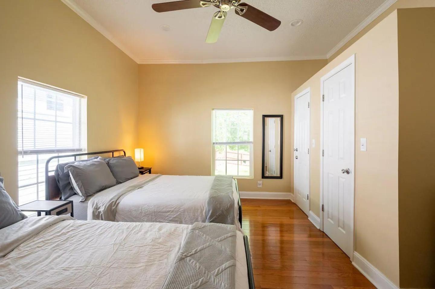 Modern 3-Bedroom, Big Fence Yard, Pets Stay Free Durham Exteriör bild