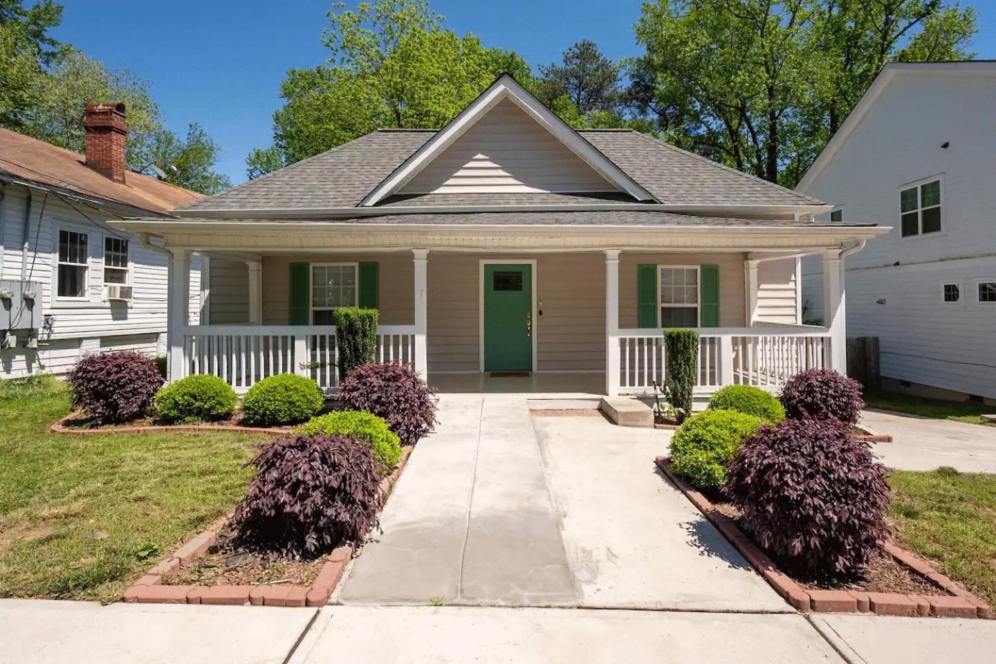 Modern 3-Bedroom, Big Fence Yard, Pets Stay Free Durham Exteriör bild