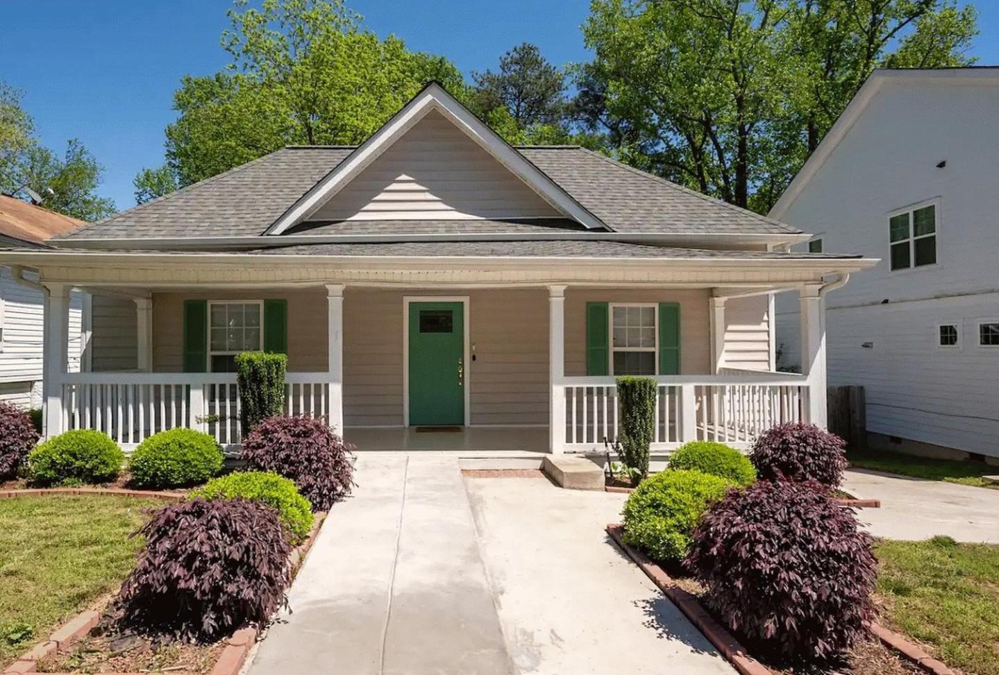Modern 3-Bedroom, Big Fence Yard, Pets Stay Free Durham Exteriör bild